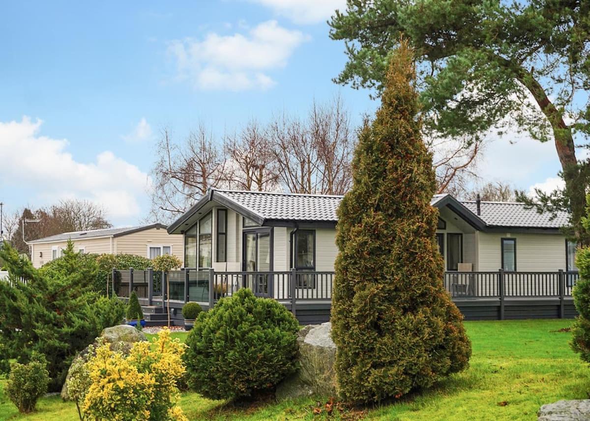 Fir Trees Hotel Chester Ngoại thất bức ảnh